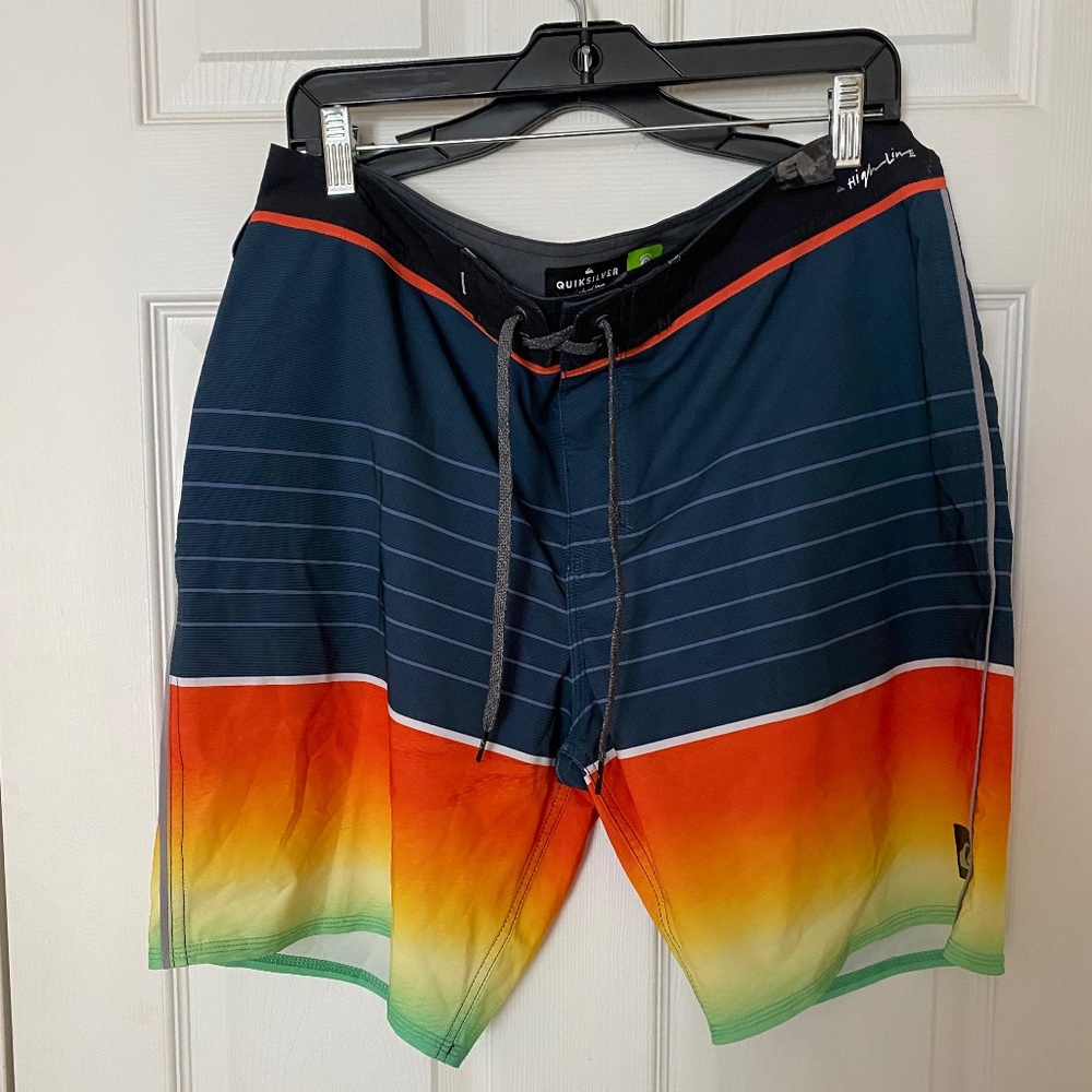 MULTI COLORED QUICK SILVER SWIMMING SHORTS